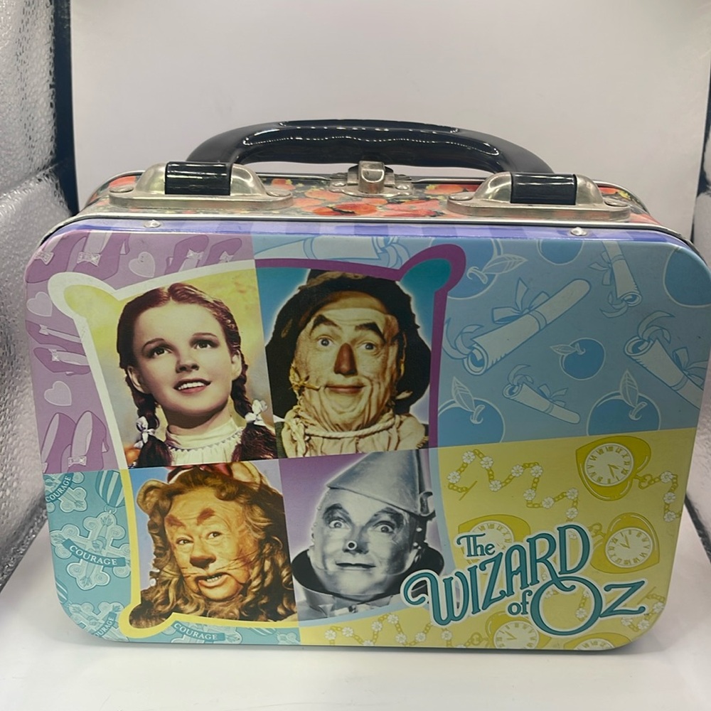 The Wizard of Oz Collectible Tin Lunch Box